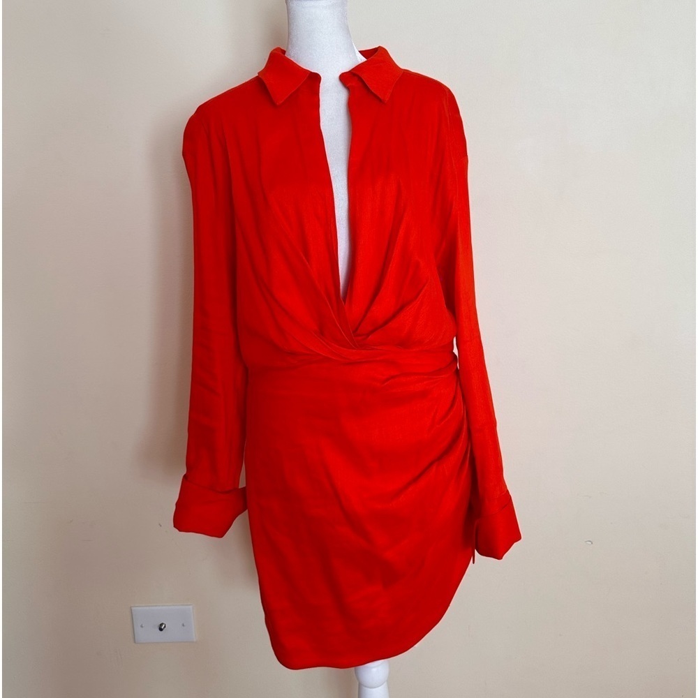 GAUGE81 Naha Linen Short Dress in
Blood Orange - Picture 3 of 9